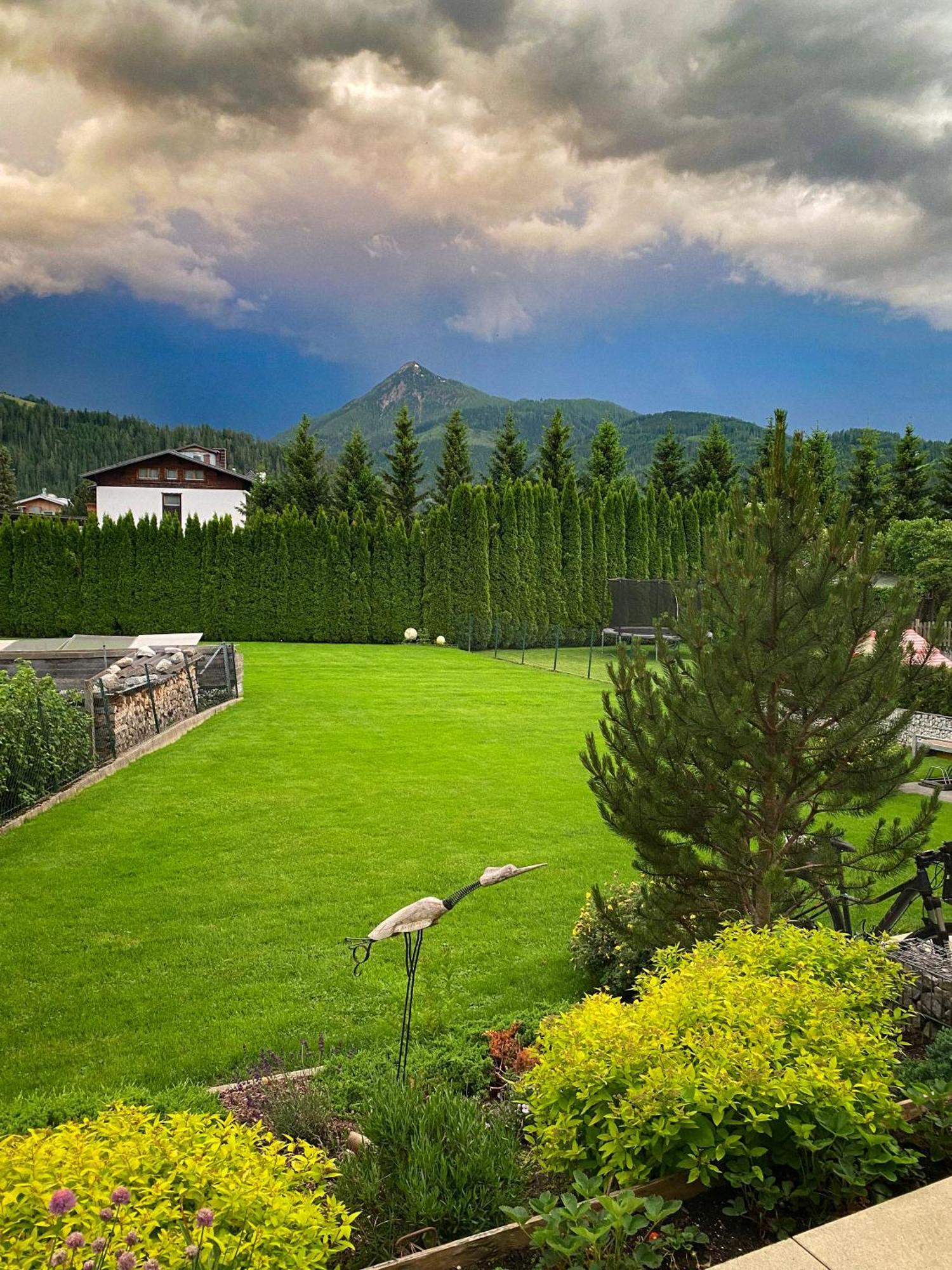 Das Burghard Altenmarkt im Pongau Esterno foto